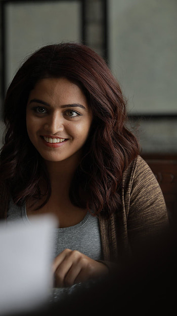 Wamiqa Gabbi, malayalam movie nine HD phone wallpaper