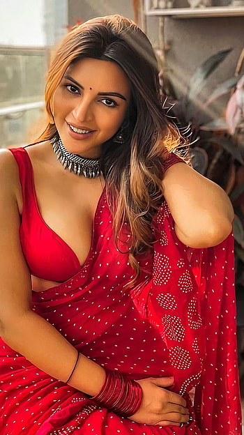 Shama sikander, bollywood actress, saree beauty HD phone wallpaper