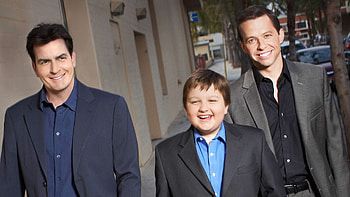 Charlie's luxurious lifestyle, Jon Cryer's transformation, Emmy-nominated series, Comic genius HD wallpaper