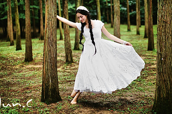 Beauty, fashion, lady, forest, odel HD wallpaper