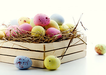 Easter Eggs, holiday, easter, eggs, nest HD wallpaper