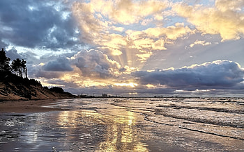Sunset in Latvia, coast, beach, sea, Latvia, clouds, sunset HD wallpaper
