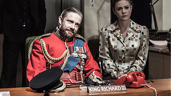 Martin man, London theater review, Richard III, Variety magazine HD wallpaper
