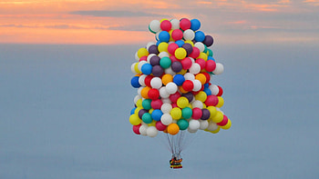 Cluster Ballooning, Walkers floating away, Sporting balloons, Helium filled HD wallpaper