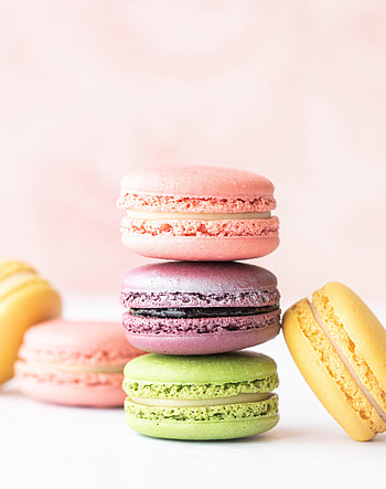 Food, Desert, Multicolored, Motley, Cake, Bakery Products, Baking, Macaroons, Makaroons HD phone wallpaper