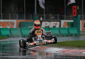 Felice Tiene, Karting HD wallpaper