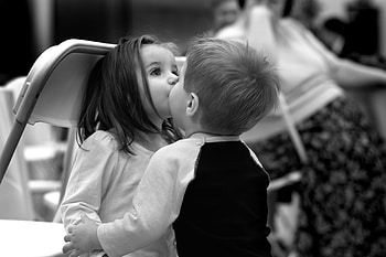 Children, Love, Girl, Mood, Kiss, Black And White, Black-And-White, Moods, Boy HD wallpaper