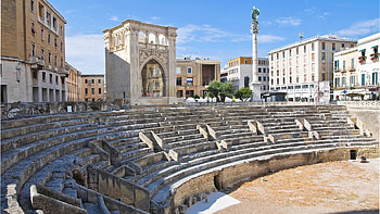 Saint Oronzo Square, Virtual experience, Lecce's heart, Visionary atmosphere HD wallpaper