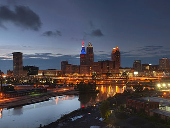 Cleveland city of rock, Panorama evening, Vibrant cityscape, Ohio travels HD wallpaper