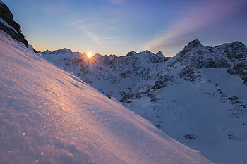 Nature, Sun, Snow, Rocks, Beams, Rays, Slope HD wallpaper