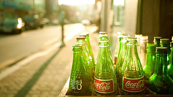 Coca-Cola, Full , Crisp and bubbly, Eye-catching design HD wallpaper