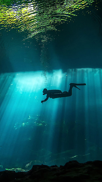 Diver underwater sunbeam, mobile , Scuba diving, Underwater adventure HD phone wallpaper