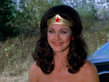 Diana's Beautiful Smile, WW, Wonder Woman Smiling, smile, Lynda Carter, Diana, Wonder Woman HD wallpaper