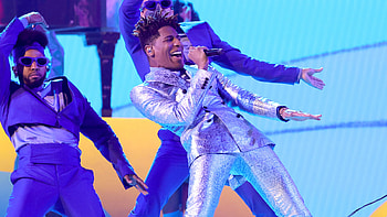 Jon Batiste, Grammy winner, Big party, Honor HD wallpaper