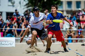 EBUCC 2021 volunteers, Frisbee championship support, Disc sports event, Ultimate frisbee volunteers HD wallpaper