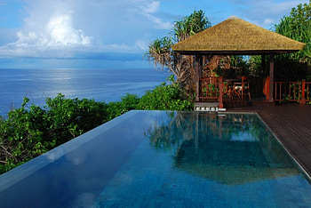 Dream Pool with Ocean View, island, blue, sand, tropical, beach, islands, ocean, sunset, swimming, sea, exotic, paradise, lagoon, green, view, pool, dream HD wallpaper