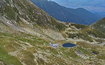 Trekking places, trekking, lake, cabin, mountain HD wallpaper