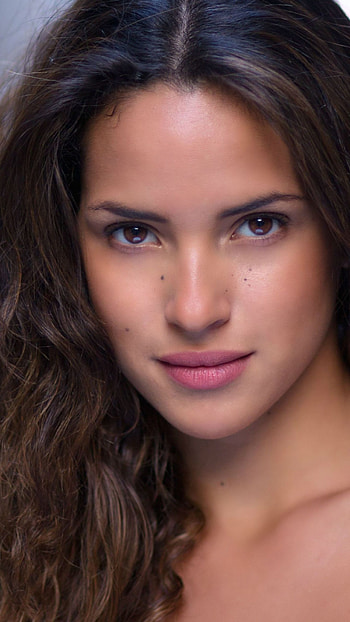 Adria arjona, hollywood actress, model, teenidol HD phone wallpaper