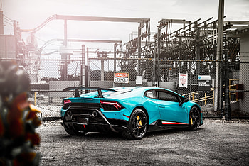 40 Lamborghini Huracan , Background HD wallpaper