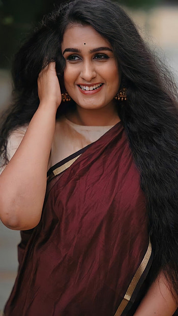 Kavita Nair, malayalam actress HD phone wallpaper