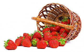summer, basket, white, strawberry, green, red, fruit, spring HD wallpaper