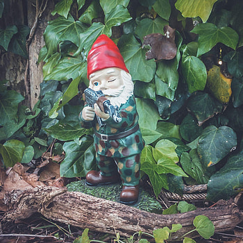 Military garden gnome, AK47 statue, Funny army dcor, Unique gift for gun enthusiasts HD phone wallpaper