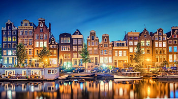 lovely city canal scene in amsterdam r, dawn, canal, city, lights, boats, boat house, r HD wallpaper