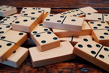 White and black domino blocks, Sports game, , Peakpx HD wallpaper