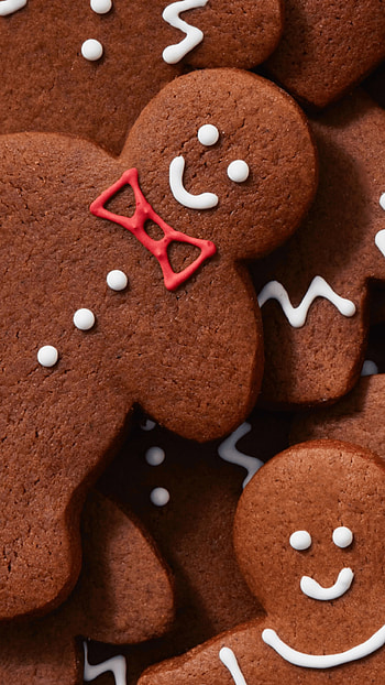 Gingerbread Man, Tasty cookie delight, Yummy holiday treat, Edible art HD phone wallpaper