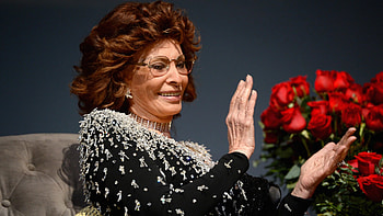 Sophia Loren movies, AFIFest interview, Candid revelations, Career highlights HD wallpaper