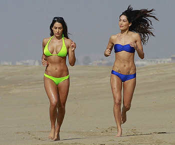 two supermodels in bikini's, sexy, teen, hot, cute, girl HD wallpaper