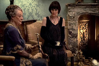 Michelle Dockery fashion, 1920s inspired dresses, Downton Abbey star, Magazine shoot HD wallpaper
