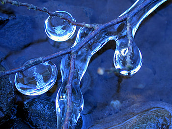 Icy Blue Frutiger Aero Droplets -, Frutiger Aero HD wallpaper