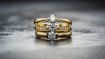 Diamond ring , jewelry , Sparkling elegance, Luxury adornment HD wallpaper