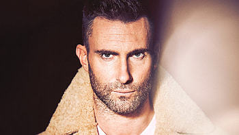 Adam Levine, Super Bowl controversy, Variety interview, Addressing the issue HD wallpaper