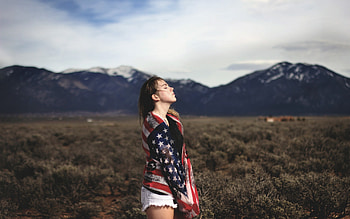Girl Covering Herself With American Flag, girls, model, usa, flag HD wallpaper