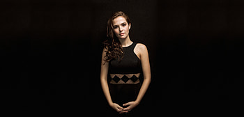 Zoey Deutch, black dress, gorgeous, 2019 HD wallpaper