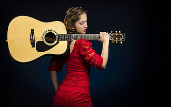 Guitar and Dress, guitar, lady, pretty, dress HD wallpaper