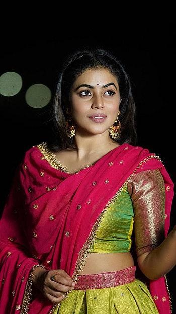Poorna Kasim, shamana kasim, multilingual actress, model HD phone wallpaper