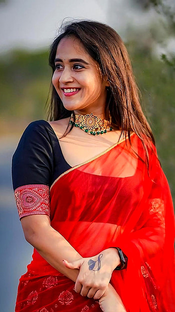 Sunaina, telugu model, saree beauty HD phone wallpaper