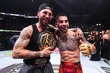 Ilia Topuria KO Max Holloway 3rd Round UFC 308, MMA, UFC, Ilia Topuria HD wallpaper