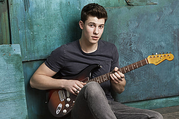 Shawn Mendes Seventeen 2018, shawn-mendes, music, male-celebrities, singer HD wallpaper