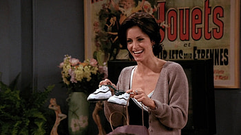 Courteney Cox, Monica Geller, Friends episode, Baby boys sneakers HD wallpaper