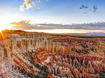 Bryce Canyon National Park at sunrise, canyon, sunrise, park, bryce HD wallpaper
