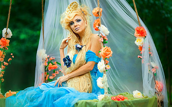 Pretty blond, style, fashion, model, blond, flowers, woman HD wallpaper