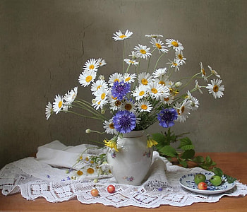 Bouquet of cute daisies, Flowers, Daisies, Vase, Bouquet HD wallpaper