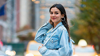 Victoria Justice Street graphy 2019, victoria-justice, celebrities, girls, model HD wallpaper