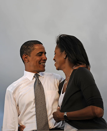 Barack and Michelle Obama, Madly in love, Sweet moments, Bossip HD phone wallpaper