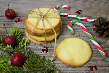 Food, Berries, Cookies, Christmas, Cone, Bump, Lollipop HD wallpaper