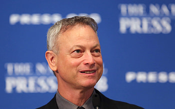 Gary Sinise, Lieutenant Dan, Road to Catholicism HD wallpaper